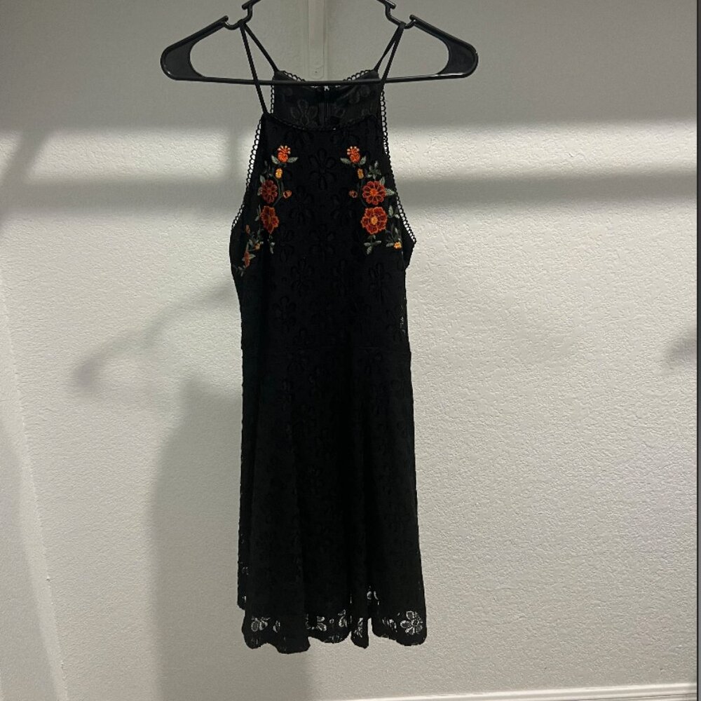 Lydelle Lace Floral Dress - S